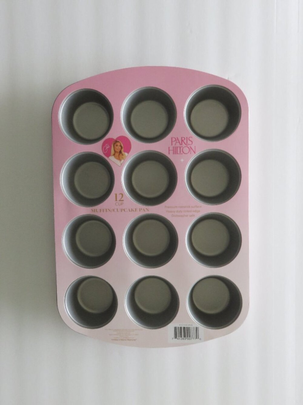 (#132) PARIS HILTON 12 CUP  MUFFIN CUPCAKE PAN Pink Nonstick